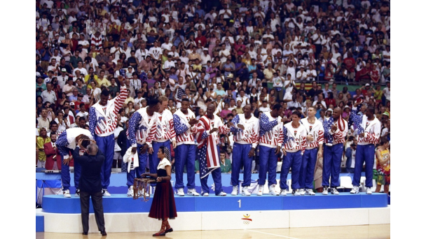 061312-sports-dream-team-usa-win-medal