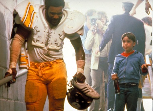 "Mean" Joe Greene was one of Coca-Cola's biggest endorsement figures of the 1970s. Here, in a "Classic" commercial, he shares a Coke with a fan after the Steelers win the Super Bowl. Source: jimmyrayeyouthfoundation.org